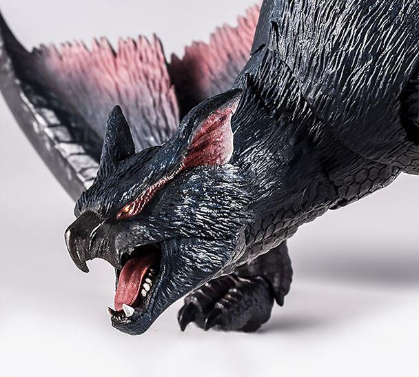 Monster Hunter: Nargacuga S.H. MonsterArts Action Figure