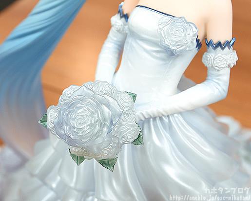 Vocaloid: Hatsune Miku Wedding Dress ver. 1/7 Scale Figure