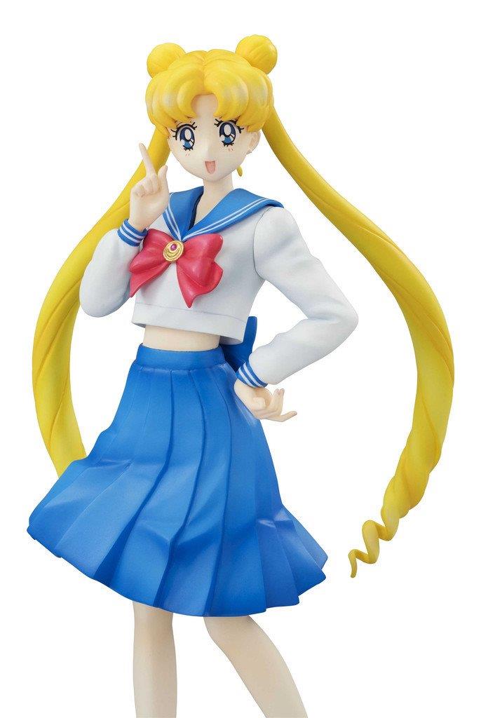 Sailor Moon: World Uniform Operation Usagi Tsukino 1/10 Scale Figure