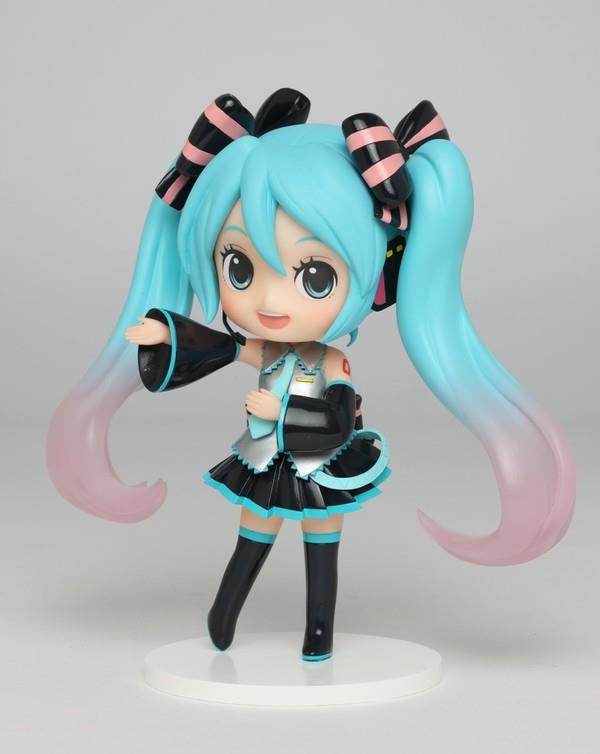 Vocaloid: Hatsune Miku Doll Crystal 5" Figure