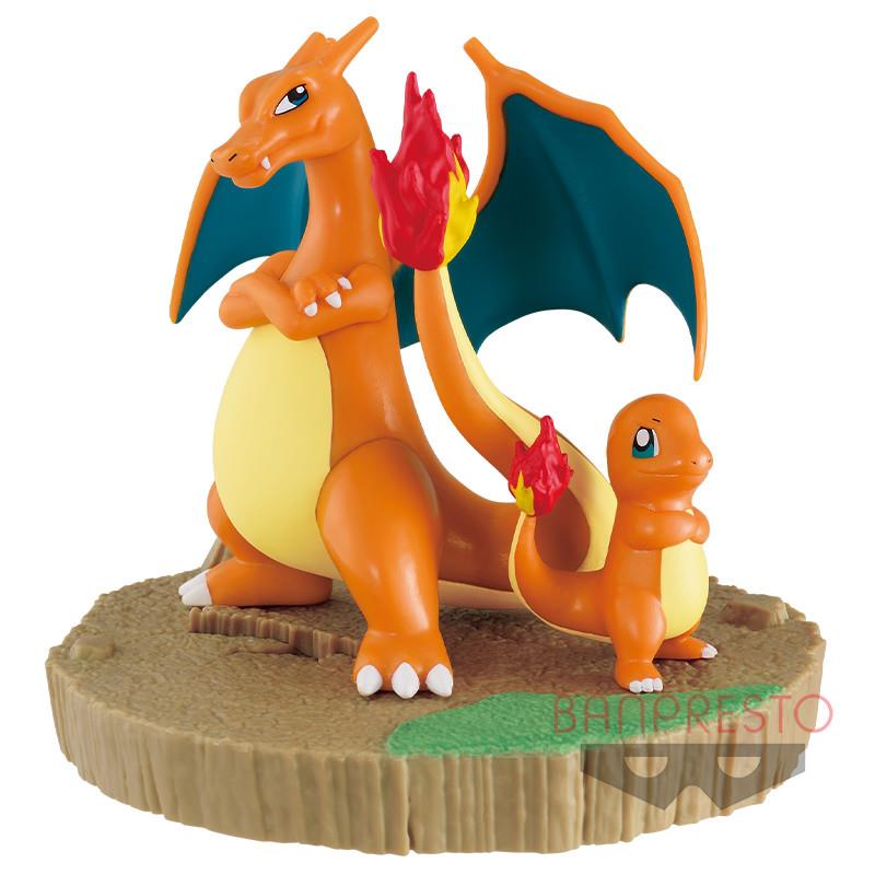 Pokemon: Charizard and Charmander Prize Figure