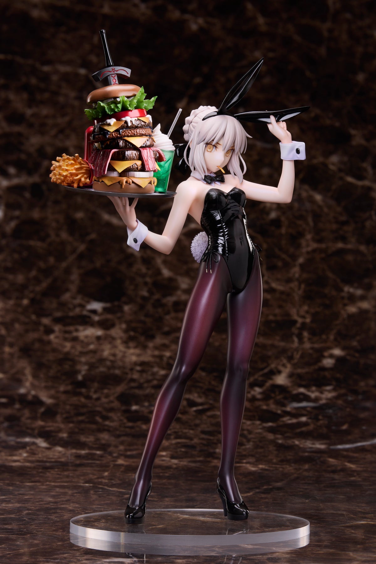 Fate/Grand Order: Saber Alter/ Altra Pendragon Bunny Ver. 1/7 Scale Figurine