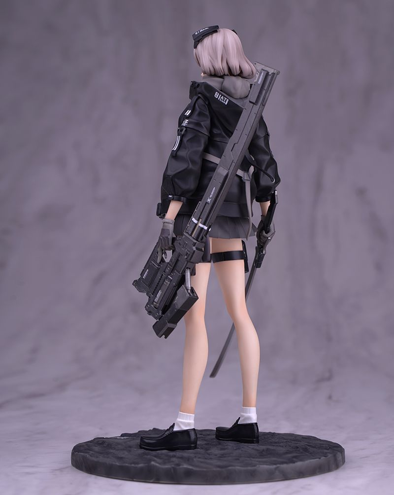 A-Z: [B] 1/7 Scale Figurine