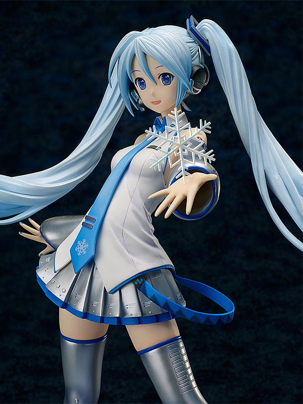 Vocaloid: Snow Miku 1/4 Scale Figurine