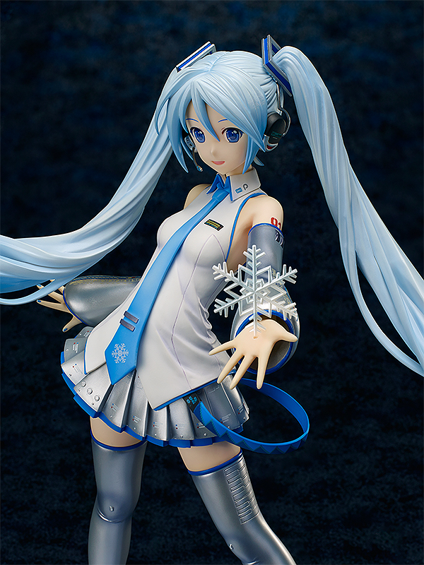 Vocaloid: Snow Miku 1/4 Scale Figurine