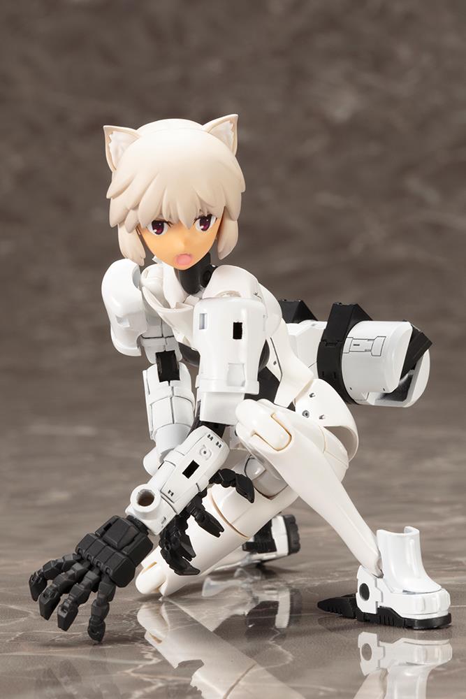 Megami Device: WISM Soldier Snipe/Grapple Model Kit