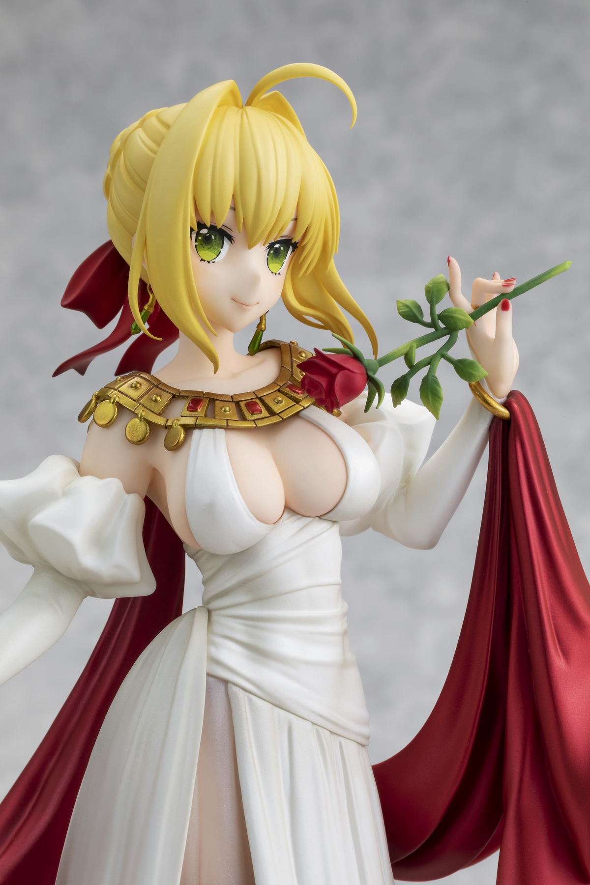 Fate/Grand Order: Saber/Nero Claudius -Venu's Silk Ver.- 1/7 Scale Figurine