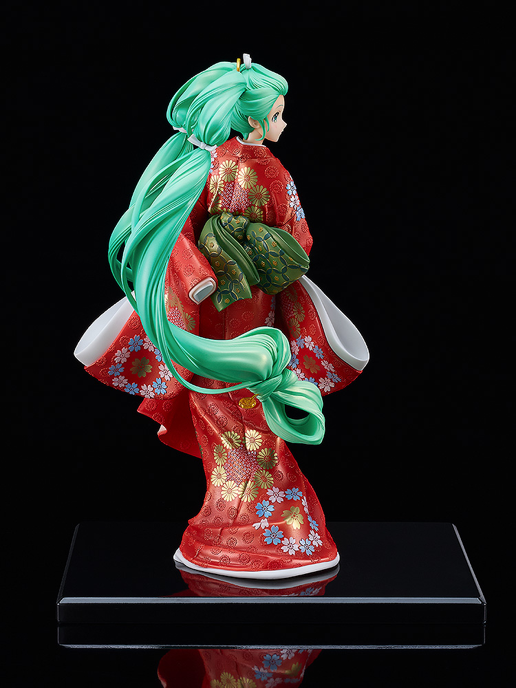 Vocaloid: Hatsune Miku Looking Back Beauty 1/7 Scale Figurine