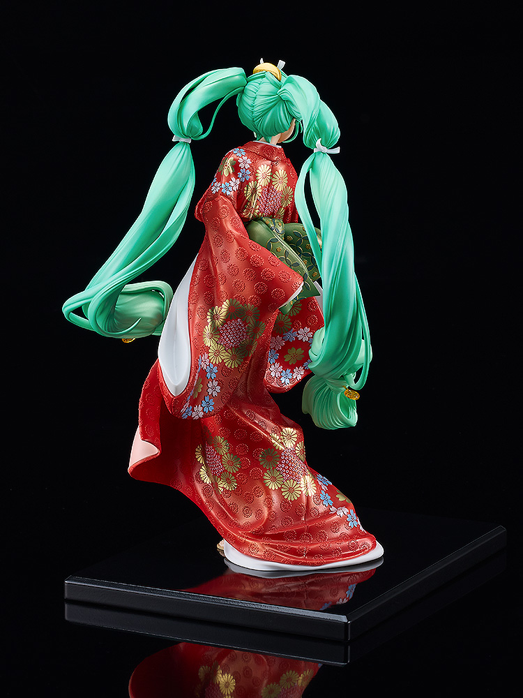 Vocaloid: Hatsune Miku Looking Back Beauty 1/7 Scale Figurine