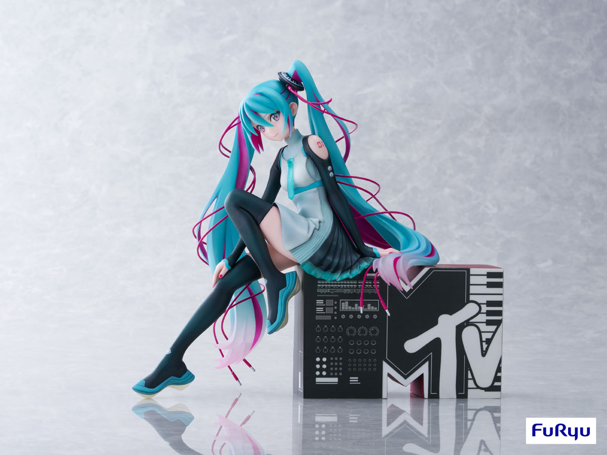 Vocaloid: Hatsune Miku X MTV 1/7 Scale Figurine