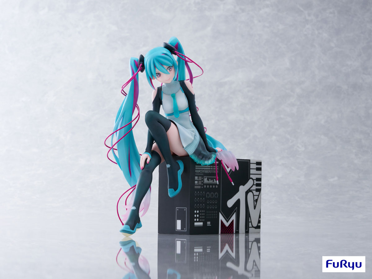 Vocaloid: Hatsune Miku X MTV 1/7 Scale Figurine