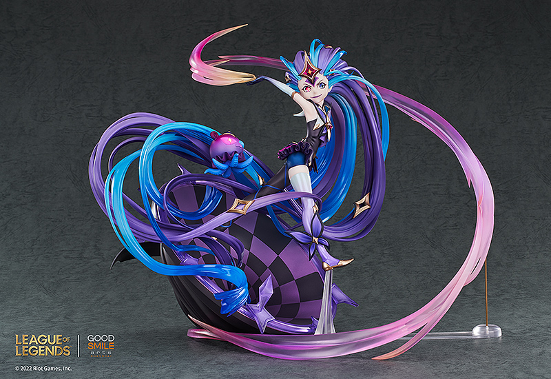 League of Legends: Star Guardian Zoe 1/7 Scale Figurine