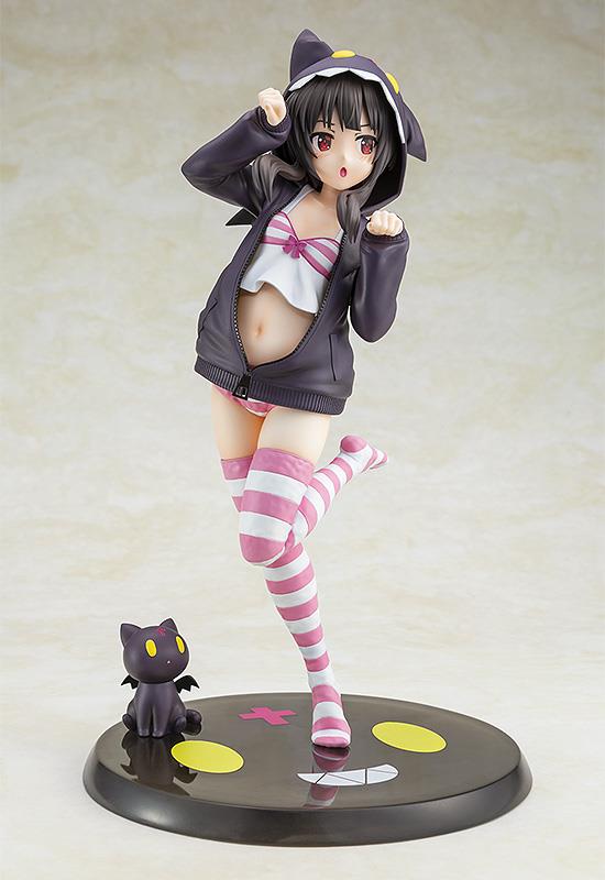 Konosuba: Megumin Chomusuke Hoodie Ver. 1/7 Scale Figurine