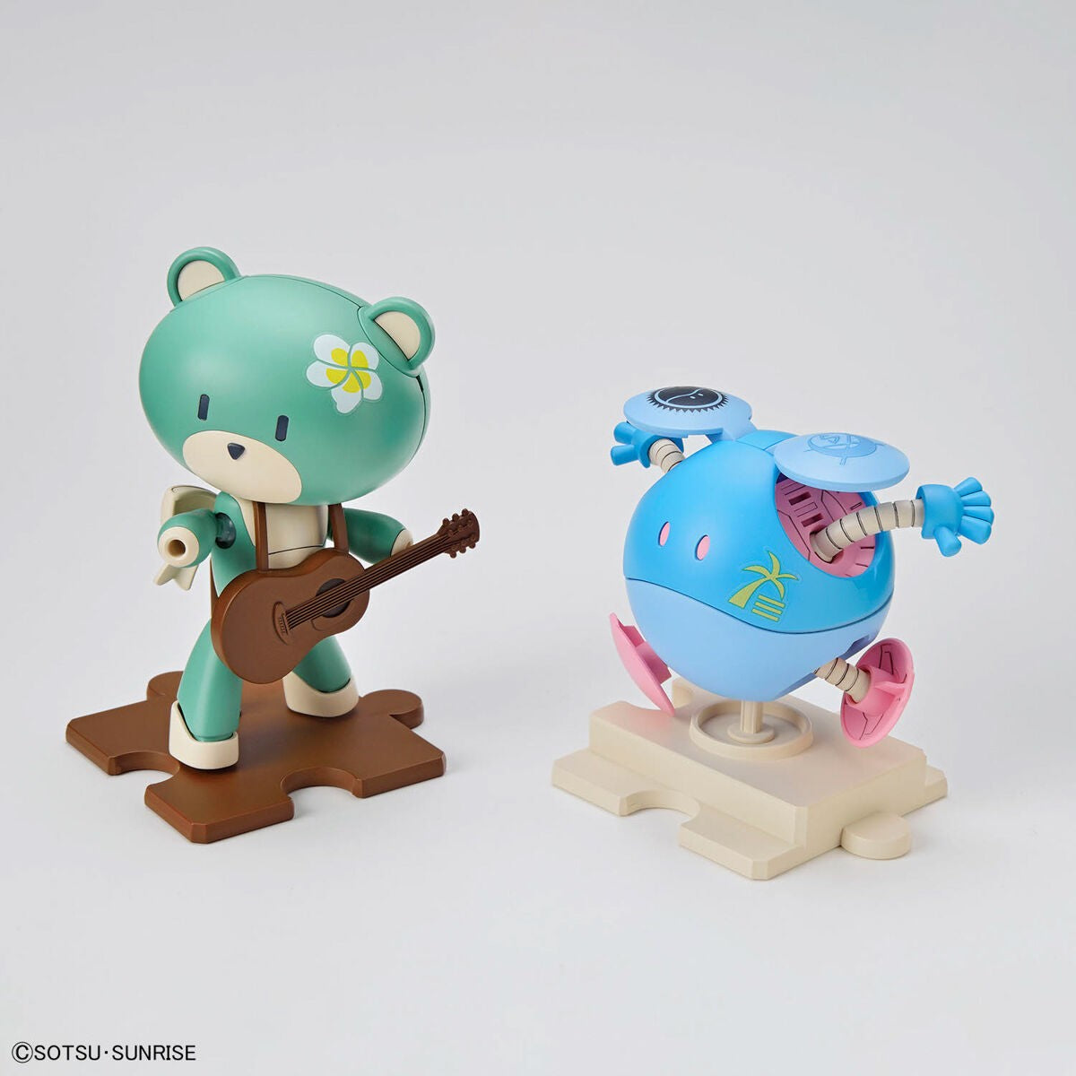 Gundam: Beargguy Ohana & Aloharo Set HG Model