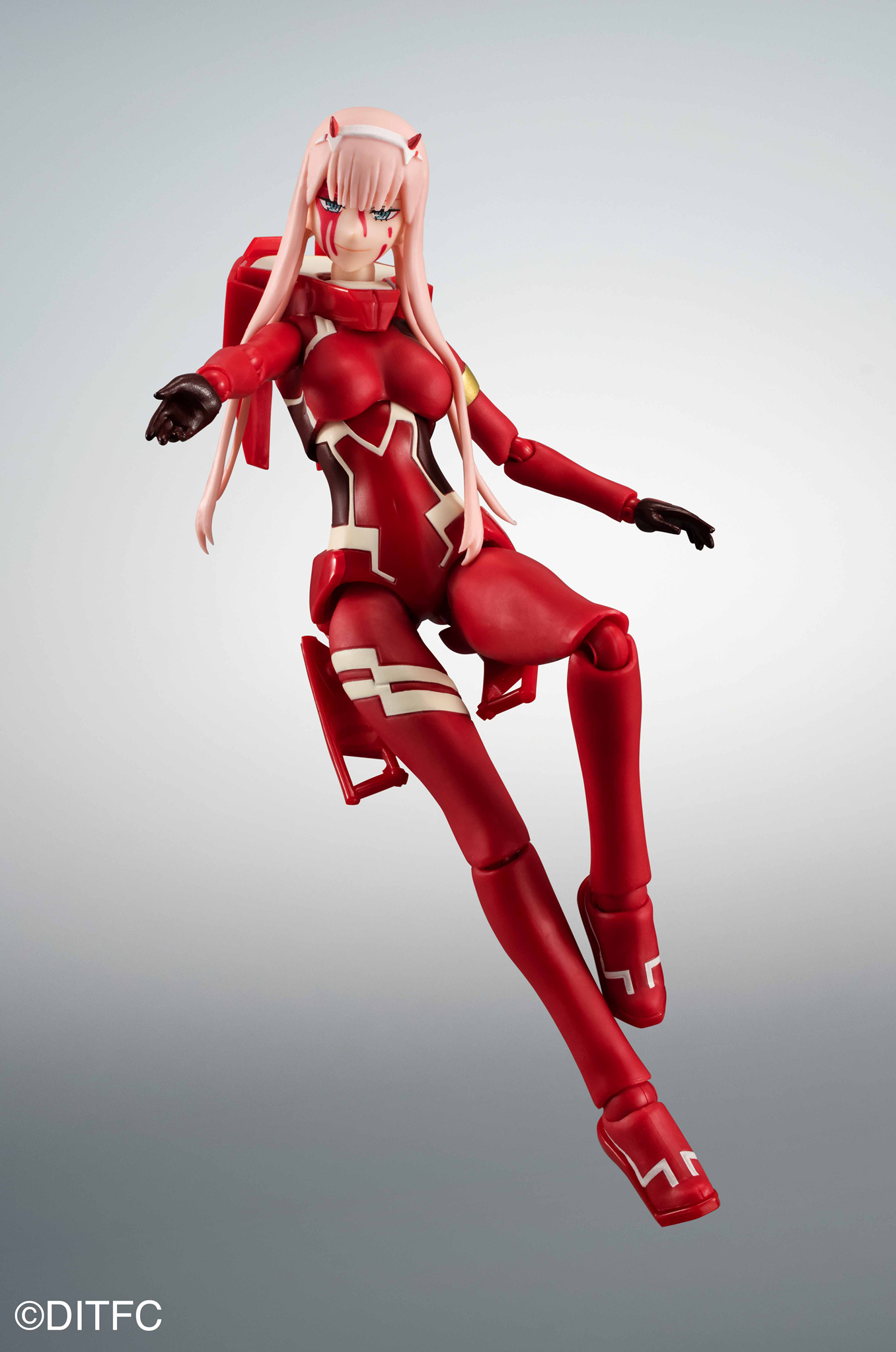 Darling in the Franxx: 5th Anniversary Set Robot Spirits Strelizia & Zero Two S.H. Figuarts