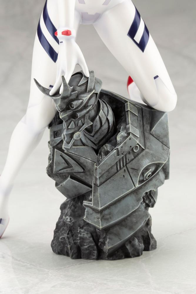 Evangelion: Asuka White Plugsuit Ver. 1/6 Scale Figure