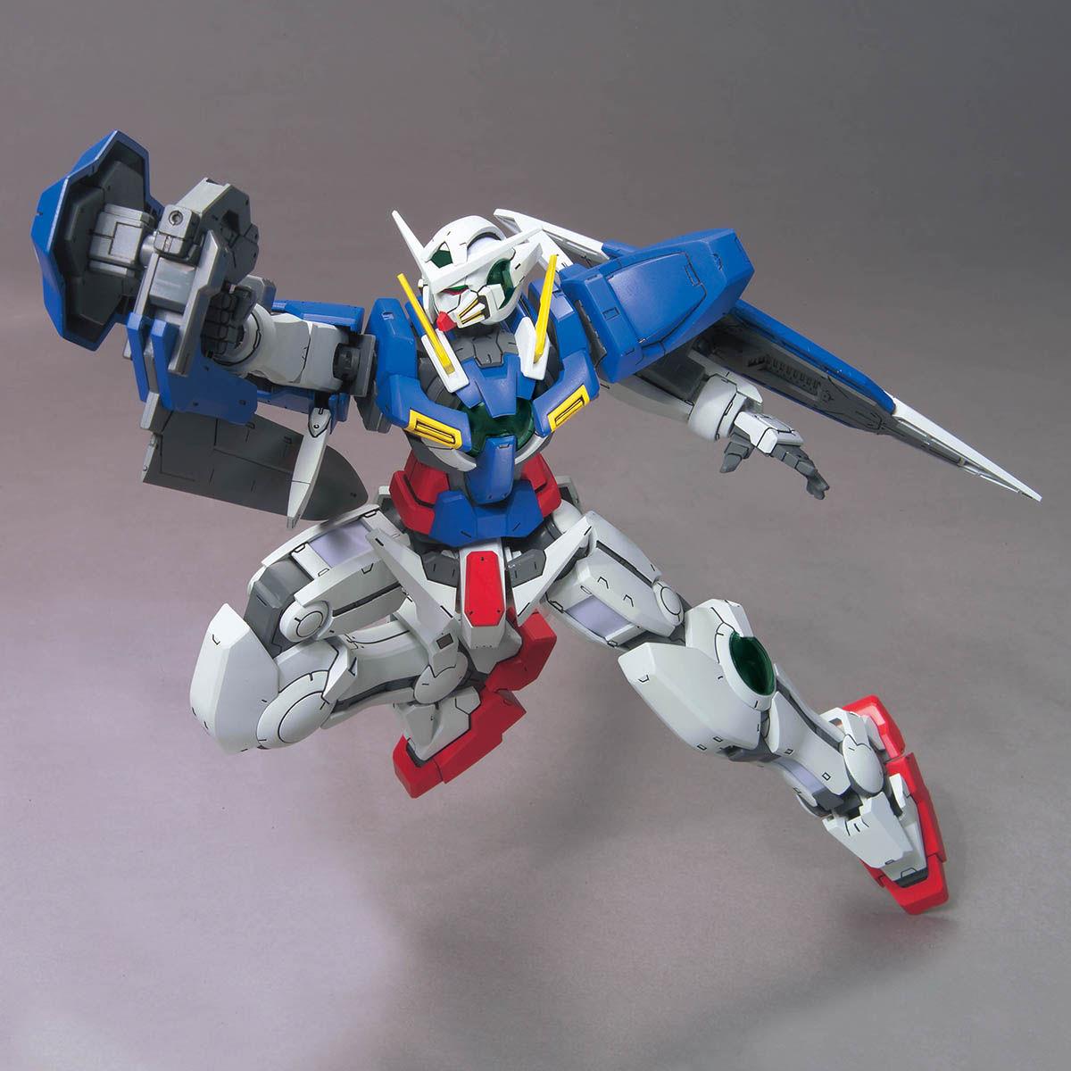 Gundam: Gundam Exia 1/100 Model