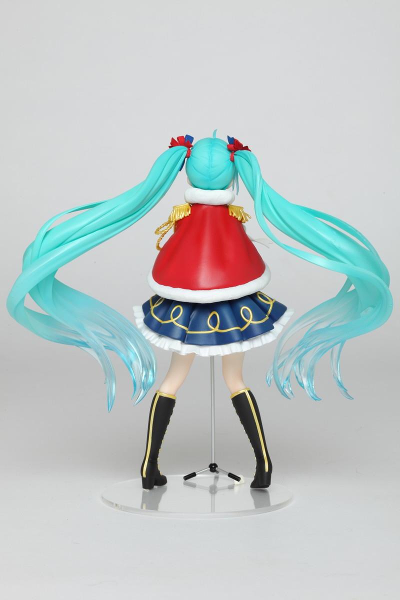 Vocaloid: Hatsune Miku Winter Live Figure