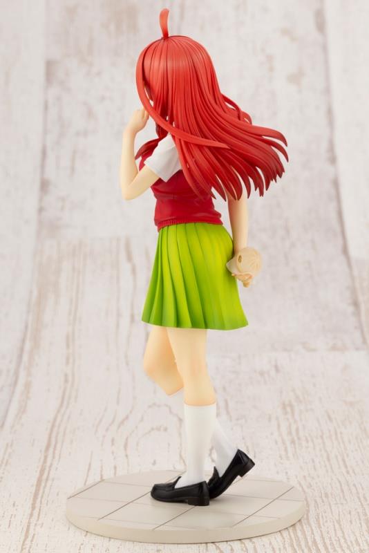 Quintessential Quintuplets: Itsuki 1/8 Scale Figurine