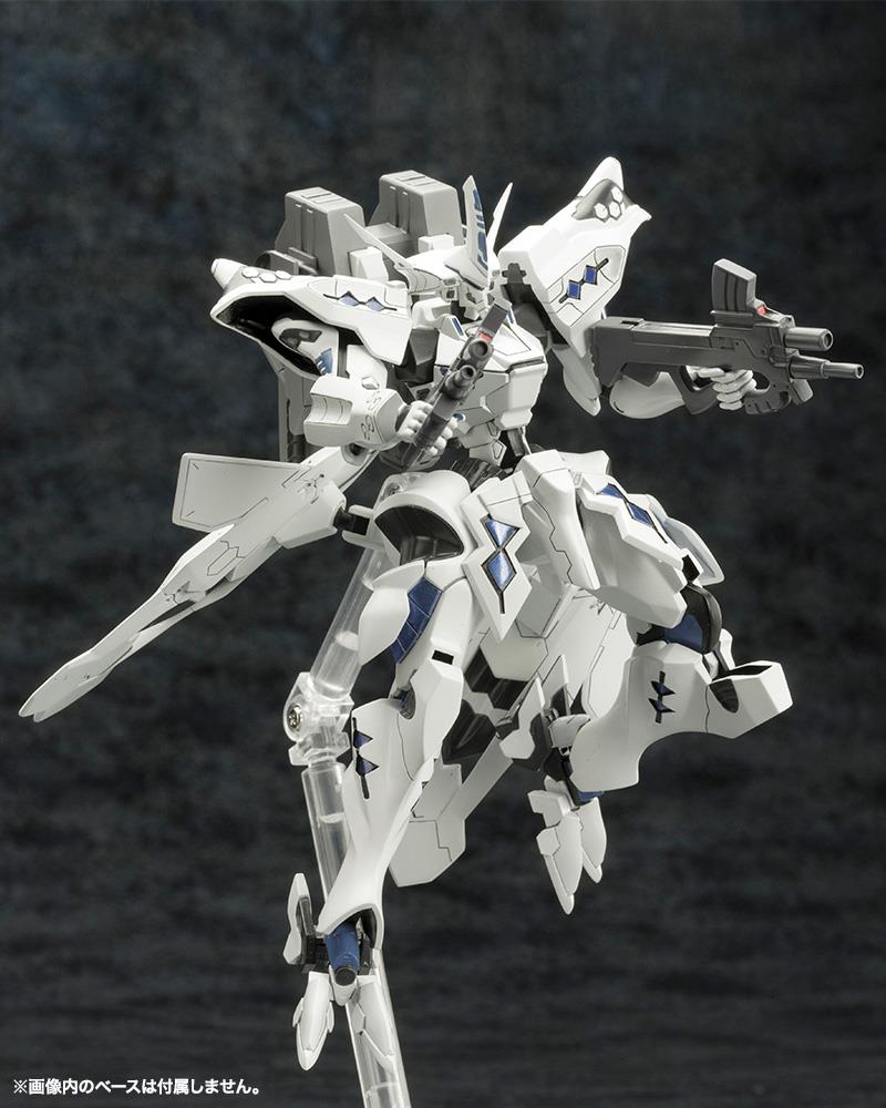 Muv-Luv Alternative: Takemikaduchi Type-00A 1/144 Model Kit