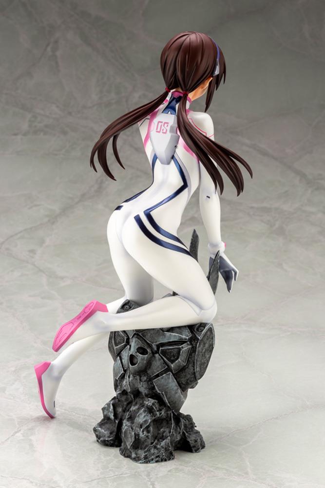 Evangelion: Makinami Mari Illustrious White Plugsuit Ver. 1/6 Scale Figurine