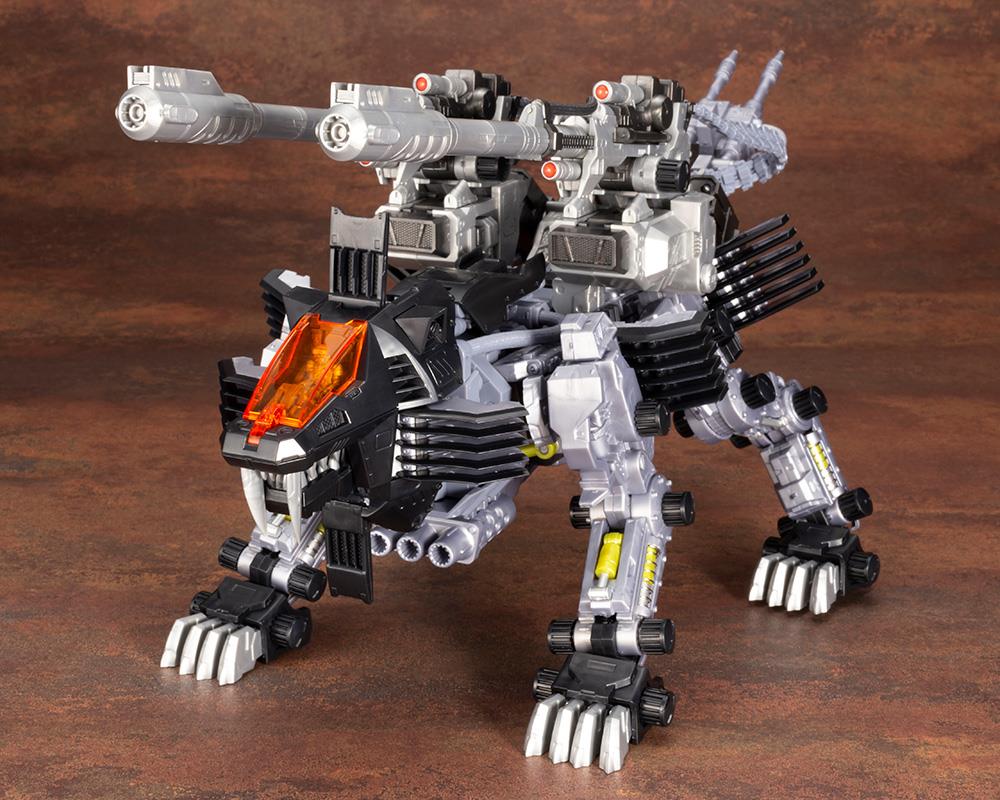 Zoids: RZ-007 Shield Liger DCS-J 1/72 Scale Model