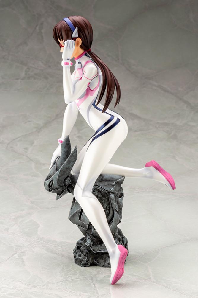 Evangelion: Makinami Mari Illustrious White Plugsuit Ver. 1/6 Scale Figurine