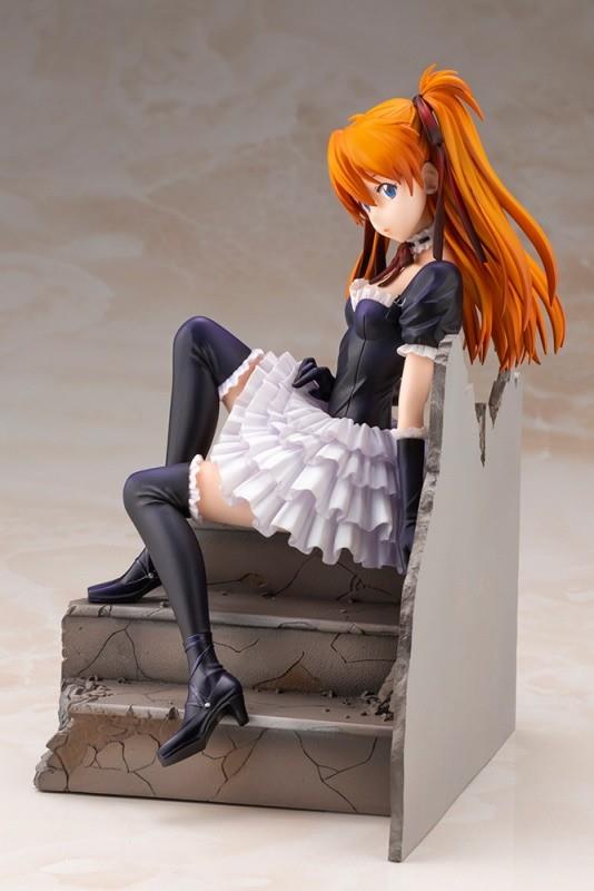 Evangelion: Asuka Gothic Lolita 1/7 Scale Figure